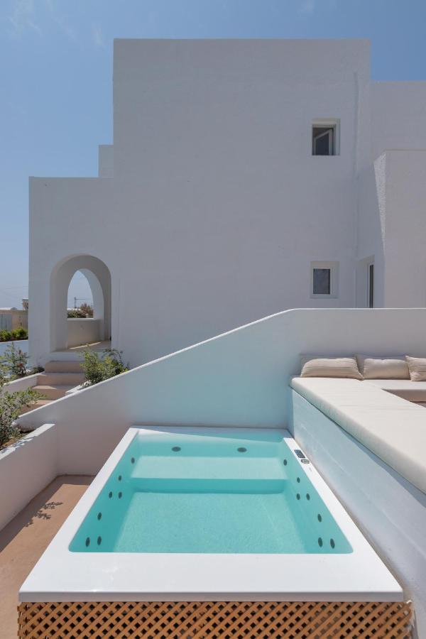 Voca Hotel & Suites Kamári 외부 사진